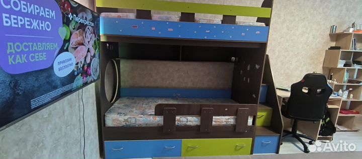 Двухъярусная кровать бу с матрасами