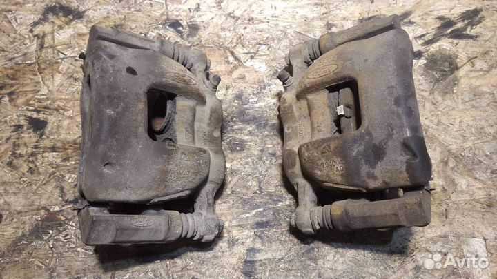 Суппорт Форд Транзит передний 140 155 лс