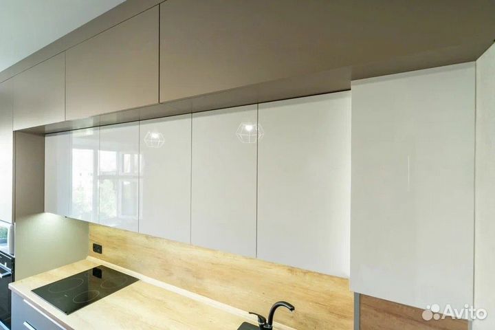 Кухонный гарнитур. Цена за всю кухню пвхhk 2377