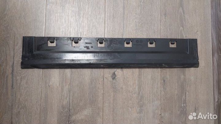 Дефлектор радиатора Mercedes G 320 4X4 463 104.996