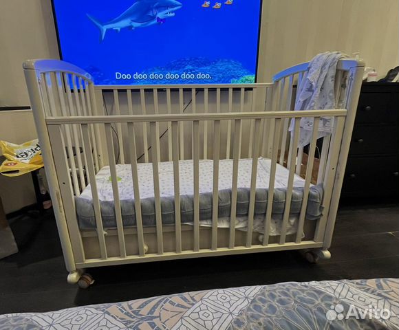 Бесплатно Детская кровать