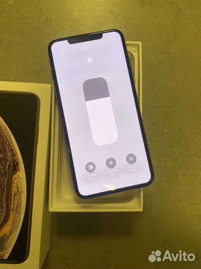 iPhone Xs Max, 64 ГБ