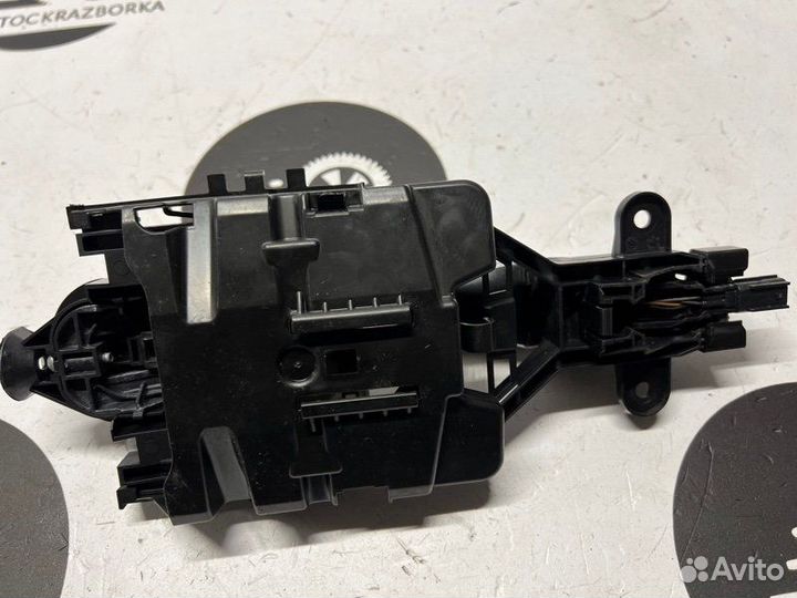 Ручка двери передняя правая Volvo Xc90 B4204T26