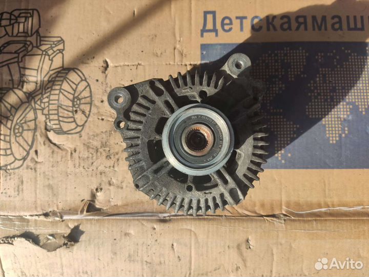 Генератор на фольксваген пассат Б6 B6 2006г 2,0TDI