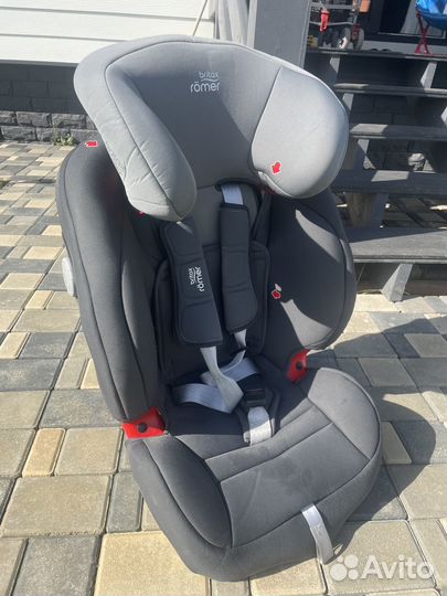 Автомобильное кресло britax romer