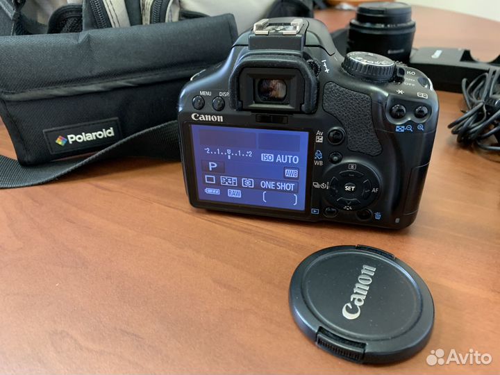 Зеркальный фотоаппарат Canon EOS 450D Kit