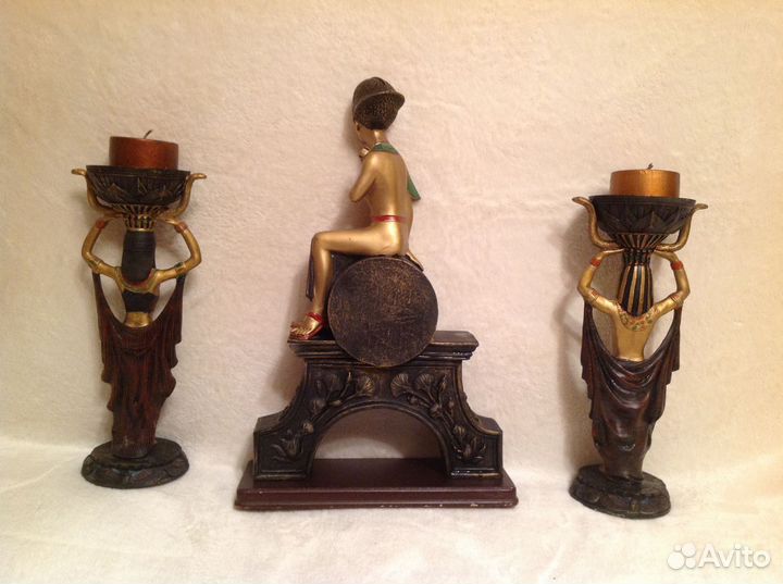 Настольные часы с подсвечниками