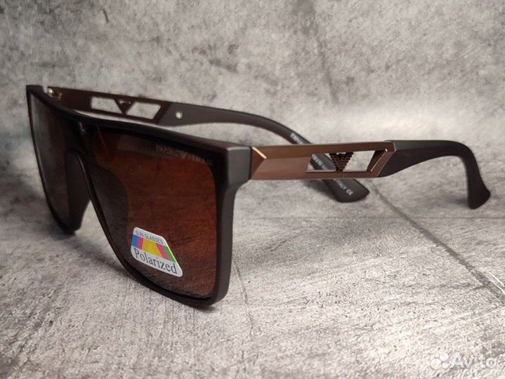 Очки Armani солнцезащитные