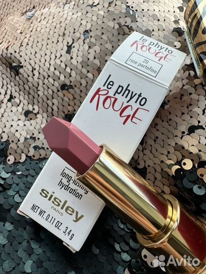 Sisley LE phyto rouge Увлажняющая помада 20