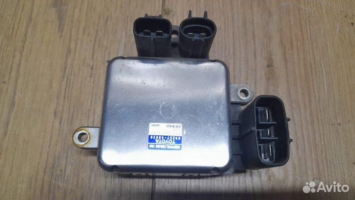 Блок управления вентиляторами Lexus Лексус Rx2 Рх2
