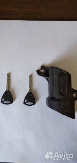 Замок блокиратор