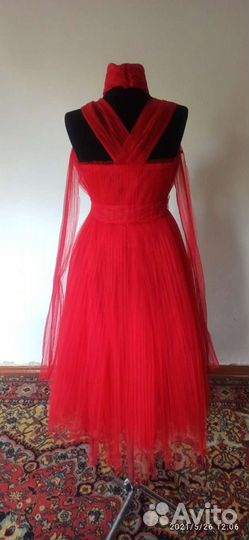 Вечернее платье Givenchy 38