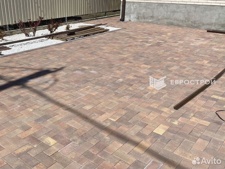 Тротуарная плитка с работами под ключ