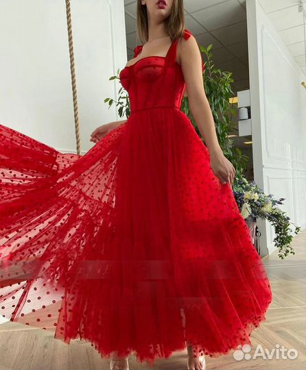 Красное платье напрокат