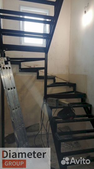 Лестница на второй этаж