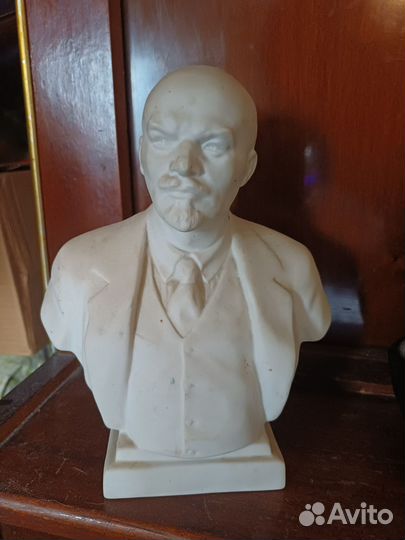 Бюст Ленина СССР