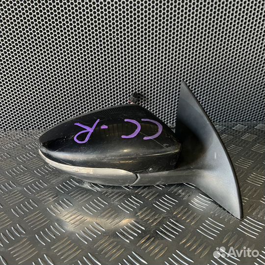 Зеркало правое Volkswagen Passat B6 CC