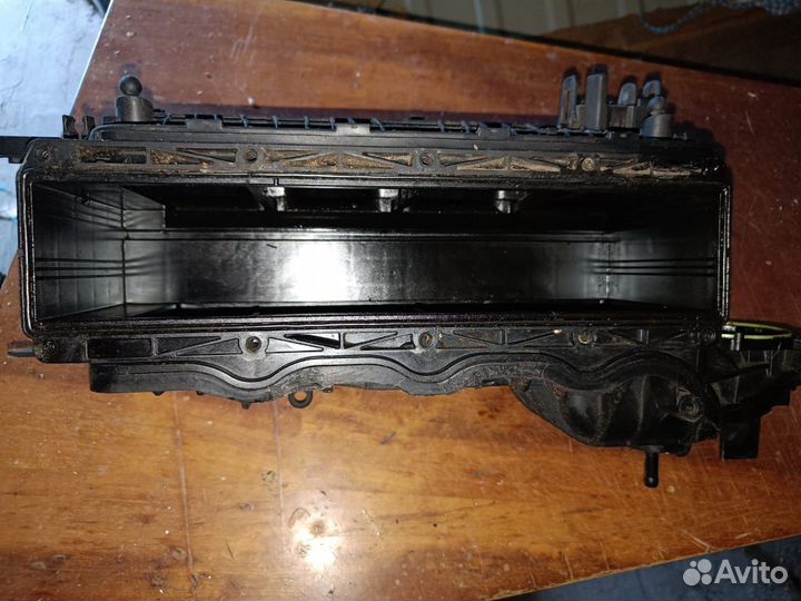 Коллектор впускной Audi A3 V