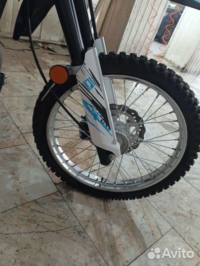 Мотоцикл рейср пантера 300