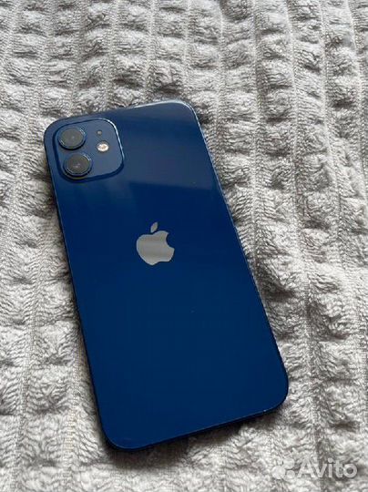 iPhone 12, 64 ГБ