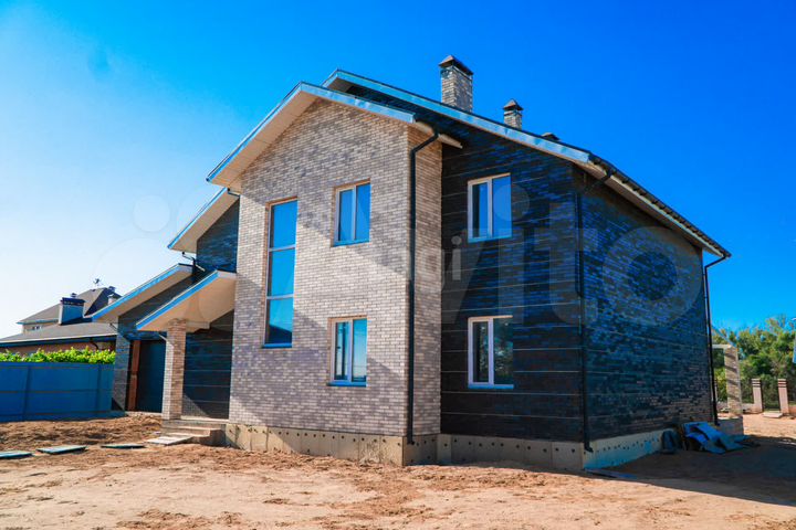 Коттедж 277,3 м² на участке 15 сот.