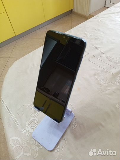 Samsung Galaxy A30, 3/32 ГБ
