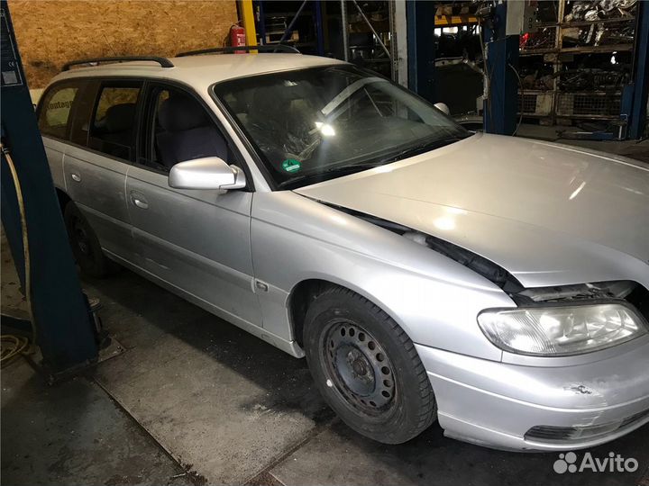 Разбор на запчасти Opel Omega B