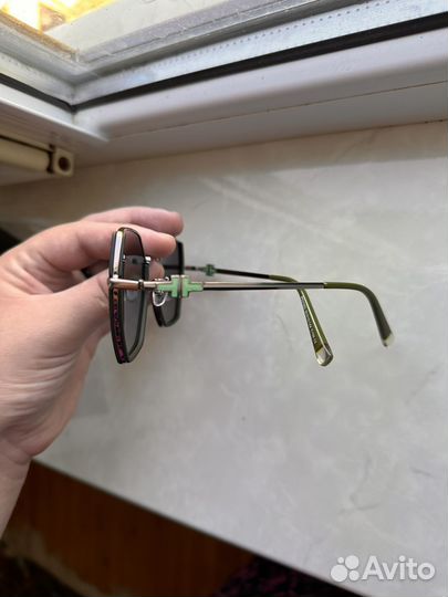 Солнцезащитные очки женские