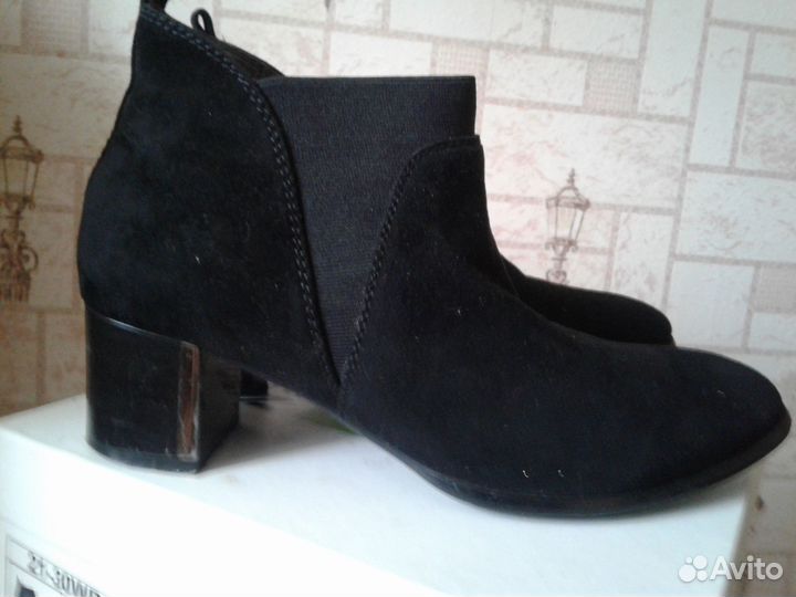 Ботинки женские 38 размера кожаные