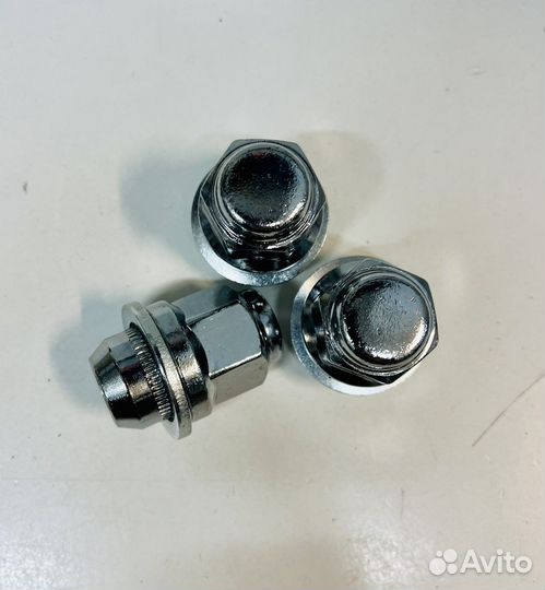 Колесные гайки infiniti EX25