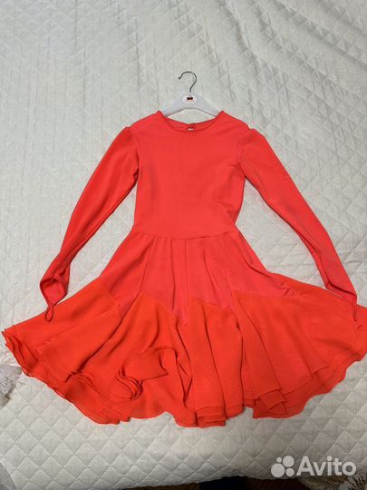 Платье для бальных танцев