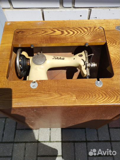 Швейная машина подольск ножная
