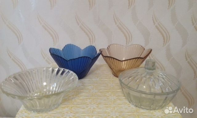 Вазочки и сахарница из цветного стекла СССР