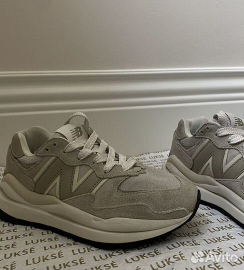 Кроссовки new balance 5740LT1