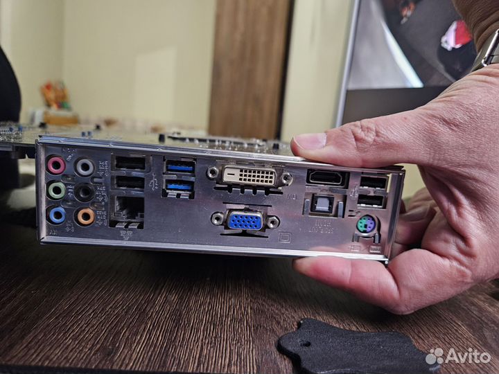 Материнская плата Asus P8Z68-V LX + i7 3770