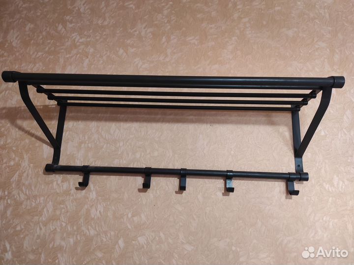 Вешалка настенная металлическая