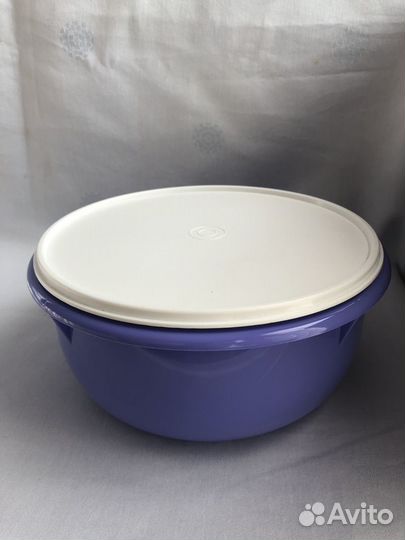 Новые изделия для выпечки из коллекции Tupperware