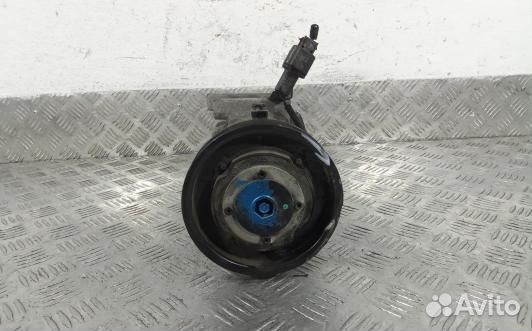 Компрессор кондиционера дизельный hyundai I40 (4NT