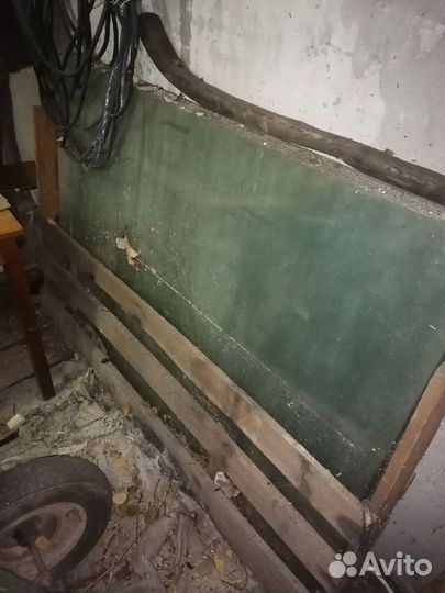 Листовой стекло