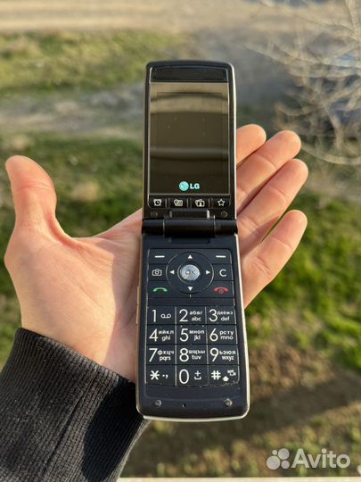 LG KF300