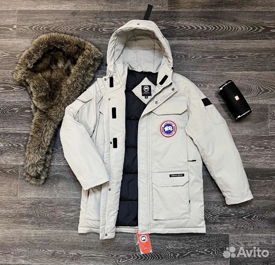 Зимняя куртка Canada Goose