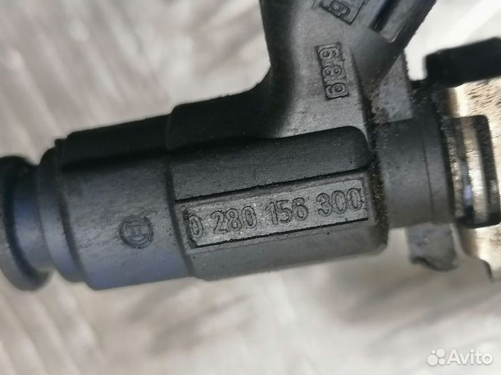 Форсунка двигателя Cadilac Sts 2005-2011