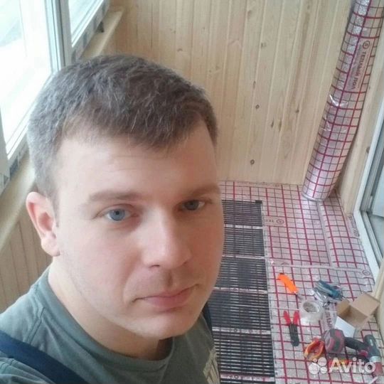 Мастер на час. Вешаю зеркала и карнизы, гардины