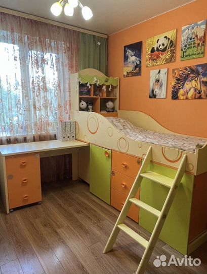 Кровать чердак со столом