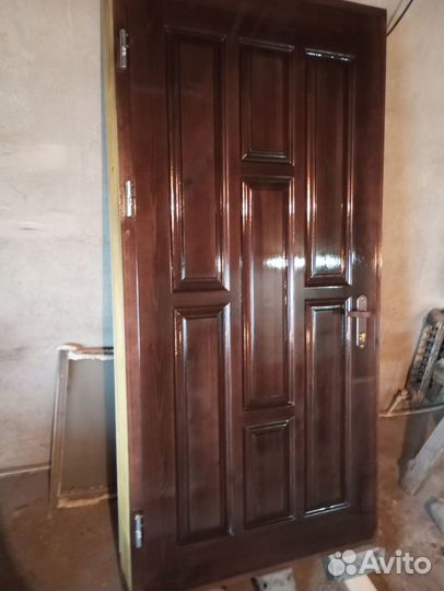 Изготовление деревянных дверей под заказ