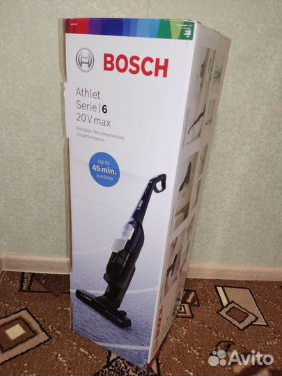 Пылесос вертикальный Bosch BCH85N