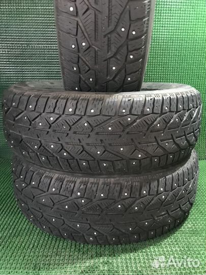 Tigar SUV Ice 215/65 R17 103T