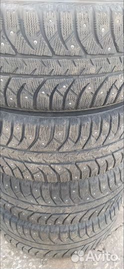 Bridgestone Ice Cruiser 7000 255/55 R16