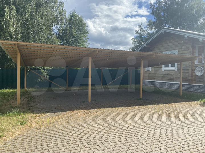 Дом 270 м² на участке 100 сот.