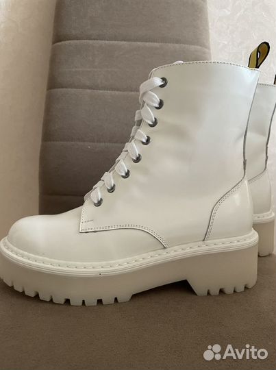 Ботинки женские